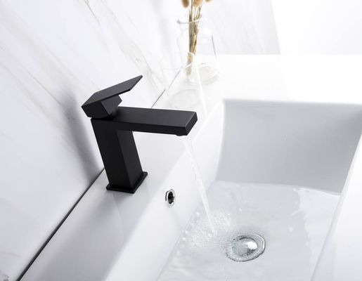 Lead Free Non Rusting Black Hot And Cold Water Mixer For Wash Basin