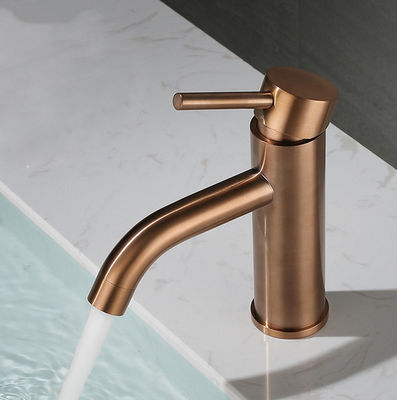 Single Handle Stainless Steel Basin Faucet Rotatable 0.1 - 0.7MPa Water Pressure