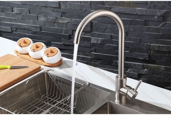 Polishing Single Handle Basin Faucet Customized Color Logo